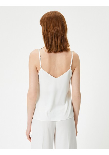 Askılı Atlet V Yaka Basic fırsatları