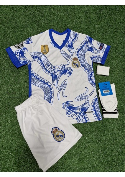 Real Madrid Yeni Sezon Yılan Desenli Cristiano Ronaldo Çocuk Forması Şort Çorap Bileklik 4'lü Set