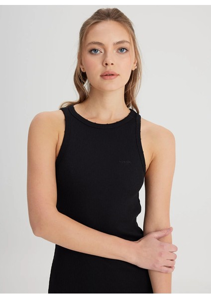 Bisiklet Yaka Siyah Standart Kadın Elbise W241672001-KOLSUZ Elbise modelleri