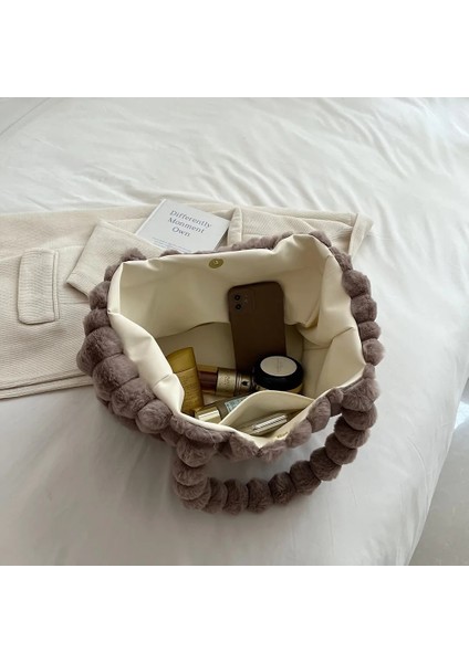 Beyaz Kadın Peluş Kare Koltuk Altı Çanta Sonbahar ve Kış Kürklü Moda Omuz Çantası Büyük Kapasiteli Alışveriş Çantası Düz Renk Kabarık Çanta (Yurt Dışından) fiyatları