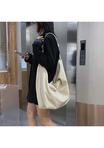 Siyah Büyük (Maksimum Uzunluk> 50CM) Saf Renk Naylon Büyük Bez Çantalar Kadınlar Için 2021 Yeni Omuz Alışveriş Çantası Su Geçirmez Kumaş Çanta Basit Moda Hobo Bolso (Yurt Dışından) modelleri