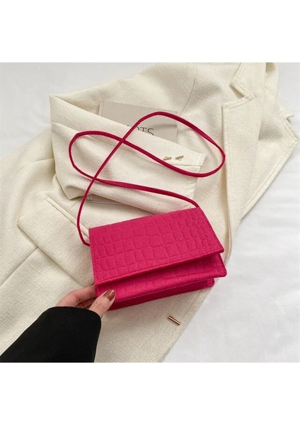 Gül Kırmızı 2023 Trend Crossbody Çanta Bayan Çanta Retro Tasarımcı Lüks Kare Kadın Tote Kore Tote Çanta Cüzdan Için Omuz Çanta (Yurt Dışından)