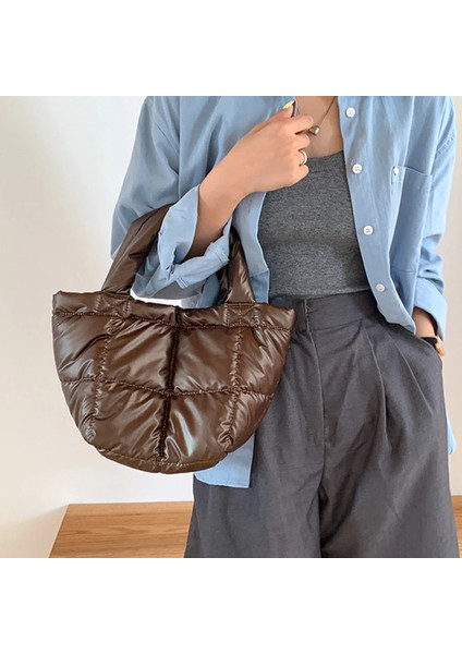 Şampanya Kış Kirpi Çanta Kadınlar Için Aşağı Tote Çanta Trend Kabarık Üst Kolu Bulut Çanta Kapitone Yastıklı Omuz Çantası Tasarımcı Alışveriş Çantası (Yurt Dışından) fiyatları