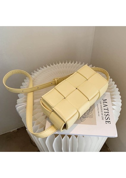 Ordu Yeşil 크로스가방 여성 Deri Dokuma Küçük Bel Çantaları Kadınlar Için Lüks Marka Çanta Örgü Crossbody Çanta Basit Izgara Göğüs Çantası Küçük Kare Çanta (Yurt Dışından) indirimleri
