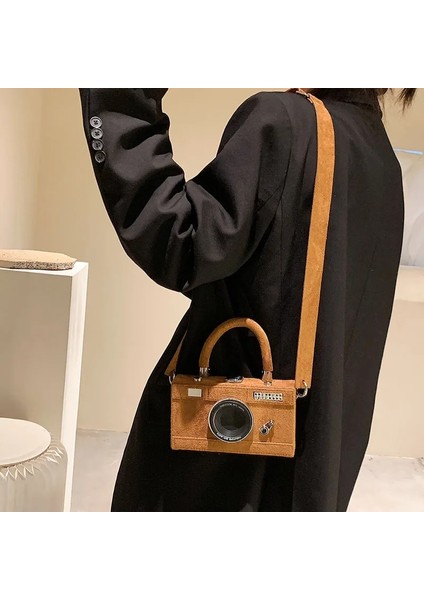 Haki 2023 Yeni Kadın Kişiselleştirilmiş Moda Kamera Şekli Debriyaj Bayanlar Rahat Mini Crossbody Çanta Küçük Omuz Çantası Çanta (Yurt Dışından) modelleri