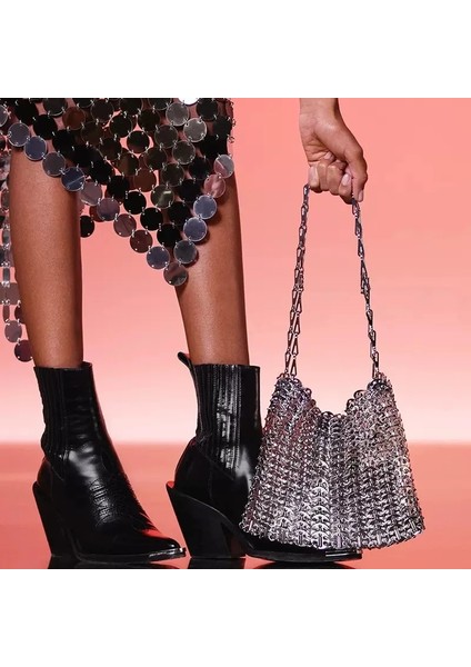 Kalın Gül Altın Lüks Tasarımcı Kadın Çanta Trend El Dokuma Hollow Metal Zincir Tote Çanta Debriyaj Kadın Çanta Seyahat Tatil Omuz Çantası Çanta (Yurt Dışından) fiyatları