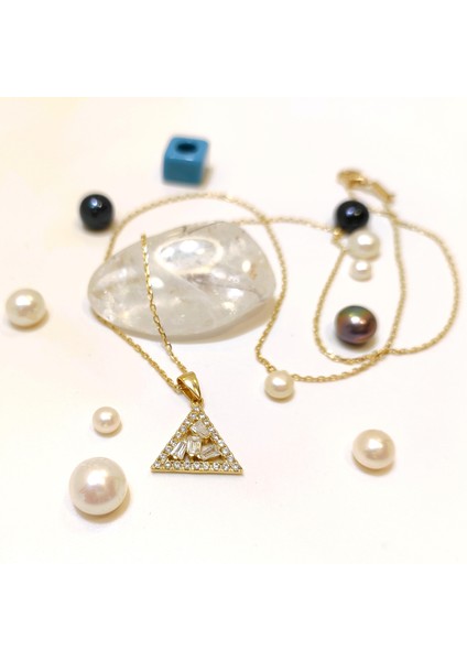 Baget Taşlı Üçgen Kolye 14 Ayar Altın HD VİDEOLU modelleri