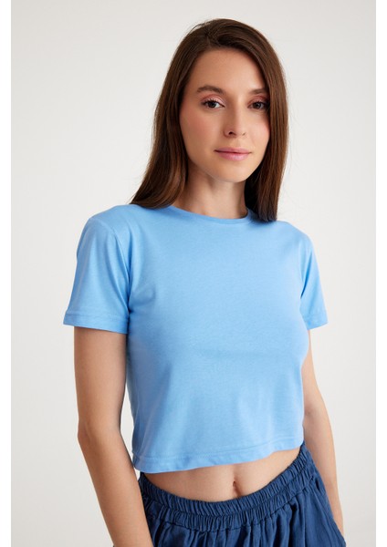 Light Blue Crop T-Shirt Açık Mavi Bisiklet Yaka Kadın Tişört Baby Tee