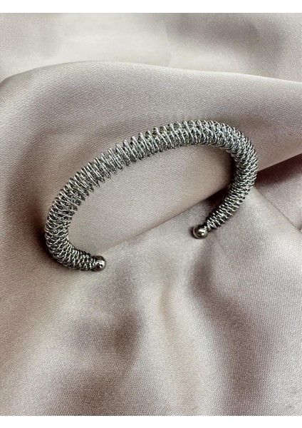 Çelik Tel Detay Silver Bileklik fırsatları