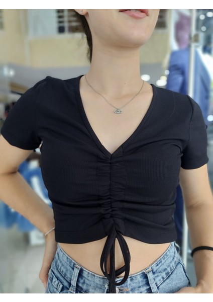 2790 V Yaka Önden Büzgülü Crop