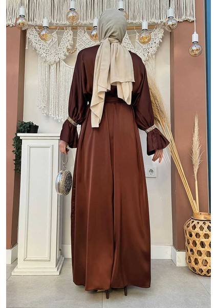 Taş Işleme Detaylı Kuşaklı Elbiseli Abaya Takım 3860 Kahverengi modelleri