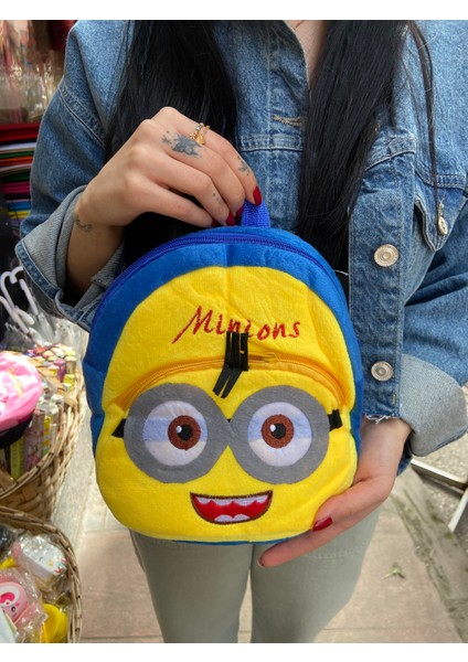 Minions Peluş Sırt Çantası 22 cm