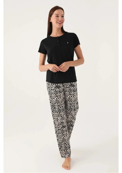 Büyük Beden Seçenekli Yumuşak Dokulu Kısa Kol Kadın Pijama Takım 8788 fiyatları