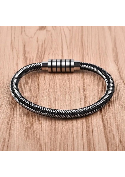 22CM Tarzı No.2 Boyutu Moda Muhtasar Çelik Deri Örgülü Bilezik Erkek Trendy Erkek El Takı Paslanmaz Çelik Toka (Yurt Dışından) modelleri