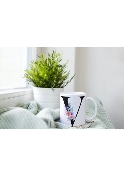 Kişiselleştirilebilir V Harfli Baskılı Premium Porselen Kupa Bardak modelleri