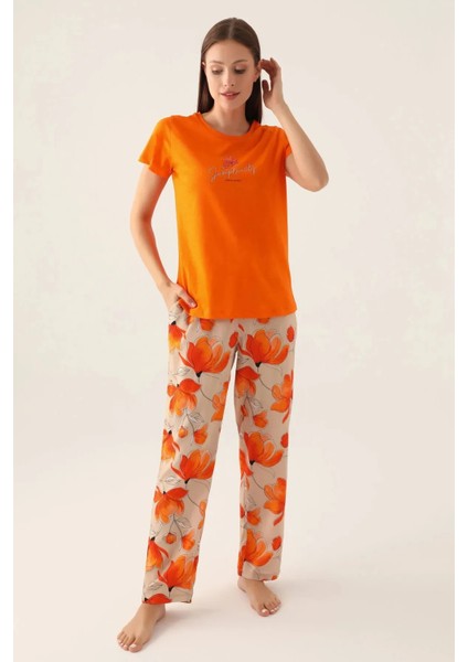 Yumuşak Dokulu Kısa Kol Kadın Pijama Takım 8813