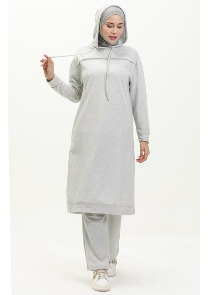 Kapşonlu Kenardan Yırtmaçlı Ikili Spor Takım modelleri