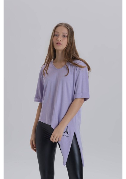 Lila Kadın Eiffel Baskı Detay Asimetrik Kesim T-Shirt
