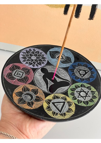 Obsidyen Taşından Yapılmış 7 Çakra Tasarım Tütsülük indirimleri