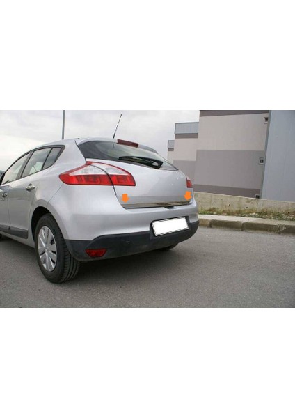 Bagaj Alt Çıta Krom Megane Hb 5d 2010-2016 Arası Modeller Için