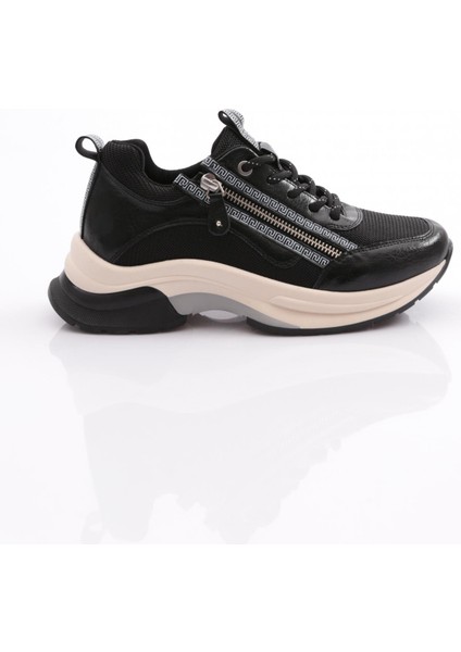 Kadın Bağcikli Fermuarli Spor Ayakkabı Düz Tabanlı Platin Siyah Malzeme ile Şık Tasarım