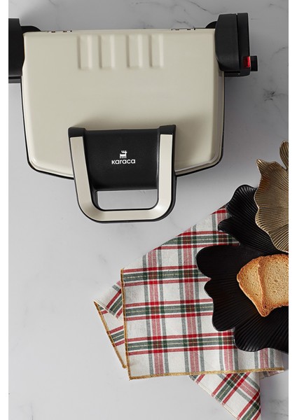 Future Essential Izgaralı Tost Makinesi indirimleri
