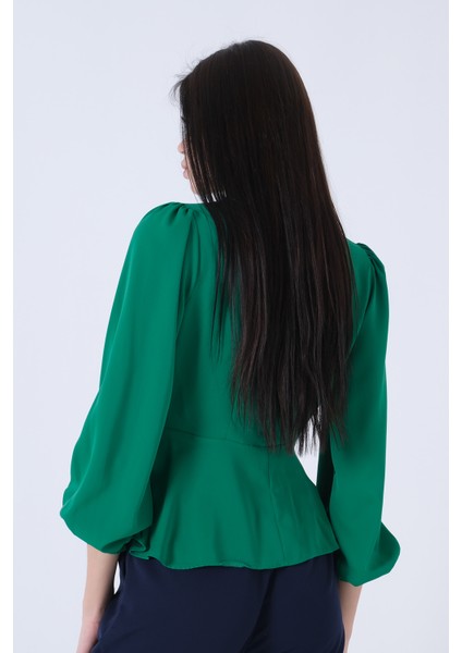 Yeşil Beli Bağlama Detaylı Bluz 0806546.07 indirimleri