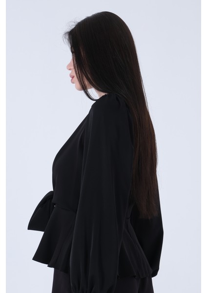 Siyah Beli Bağlama Detaylı Bluz 0806546.01 indirimleri