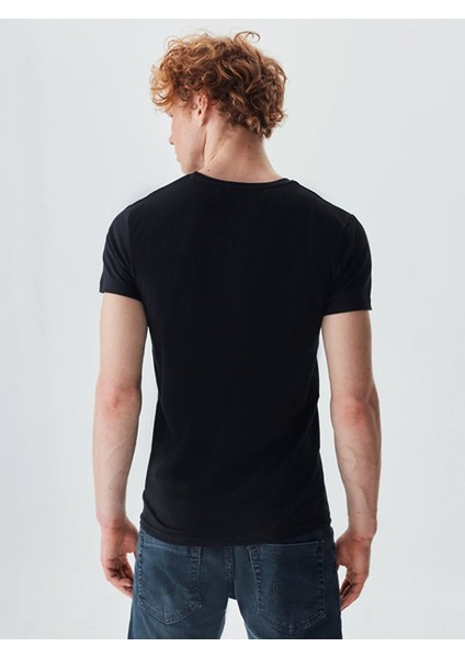 Siyah T-Shirt modelleri