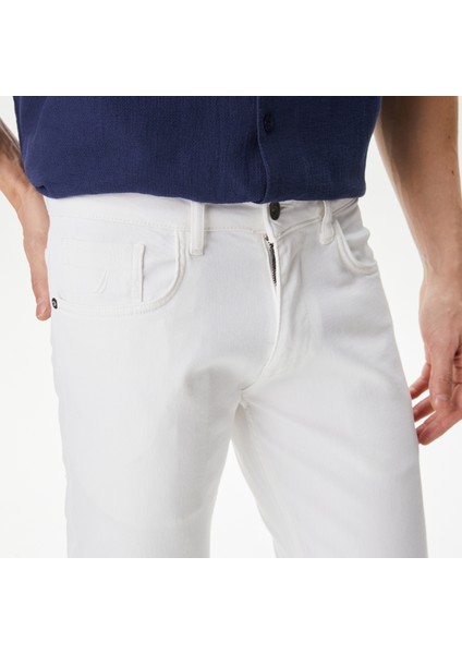 Nautıca Erkek Beyaz Slım Fıt Jean 2P7000T.1BW fırsatları