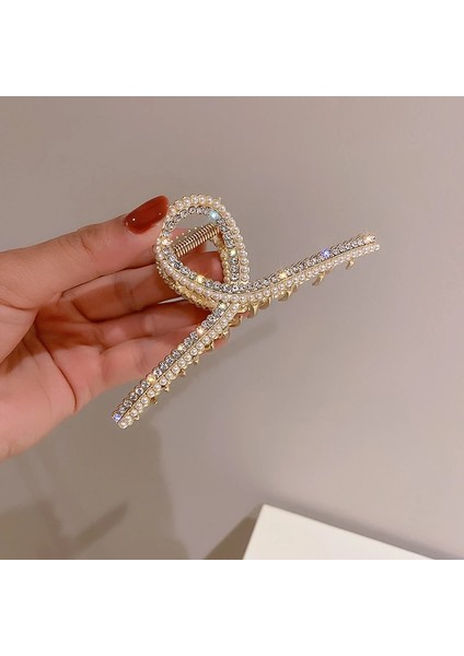 Numara 5 2021 Yeni Moda Saç Pençe Cly Kristal Inciler Içi Boş Geometrik Köpekbalığı Saç Tokası Şapkalar Aksesuarları Kadınlar Kızlar Için (Yurt Dışından) fırsatları