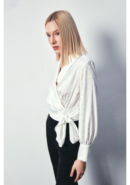 Yan Kuşaklı Saten Bluz - Ekru modelleri