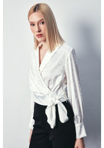 Yan Kuşaklı Saten Bluz - Ekru fırsatları