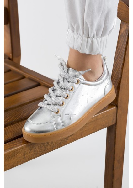 Giselle Lazer Baskılı Kauçuk Taban Kadın Spor Ayakkabı Gümüş fiyatları