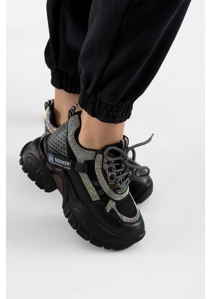 Ithal Taş Detaylı Deri Kadın Spor Ayakkabı 24Y457-1 Siyah