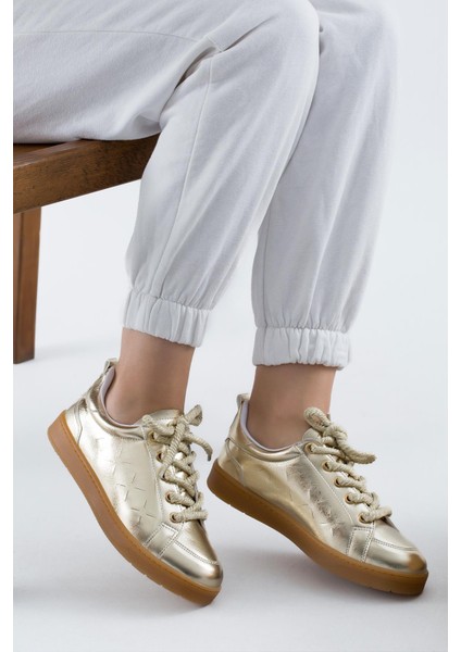 Giselle Lazer Baskılı Kauçuk Taban Kadın Spor Ayakkabı Altın