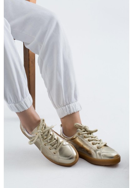 Giselle Lazer Baskılı Kauçuk Taban Kadın Spor Ayakkabı Altın modelleri