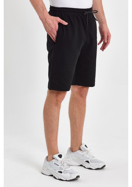Erkek Regular Fit Yanları Cepli Rahat Kesim Şort modelleri