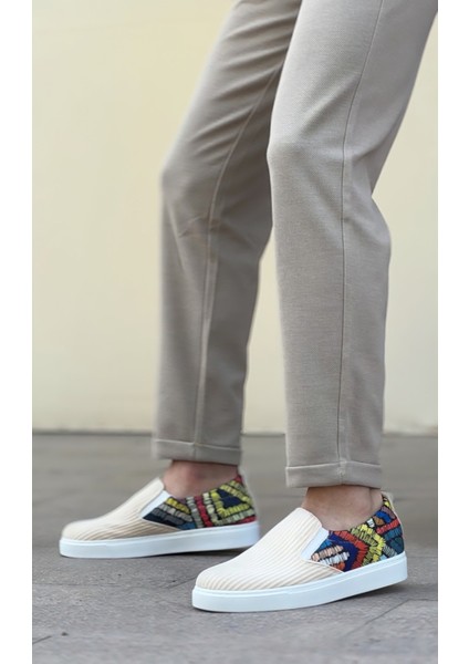 BA0339 Bağcıksız Keten Krem Renkli Desenli Beyaz Taban Günlük Erkek Ayakkabı