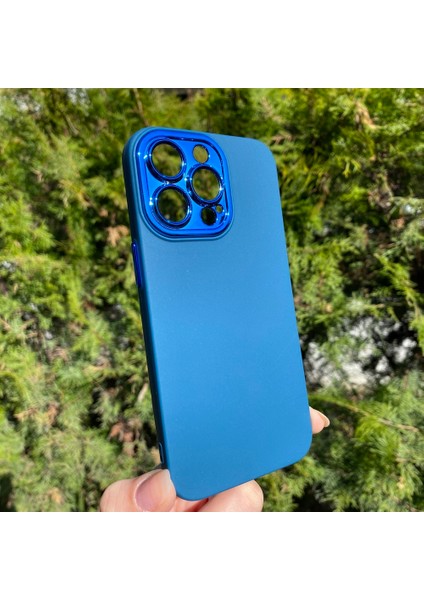 iPhone 13 Pro Mavi Metal Kamera Korumalı Silikon Kılıf