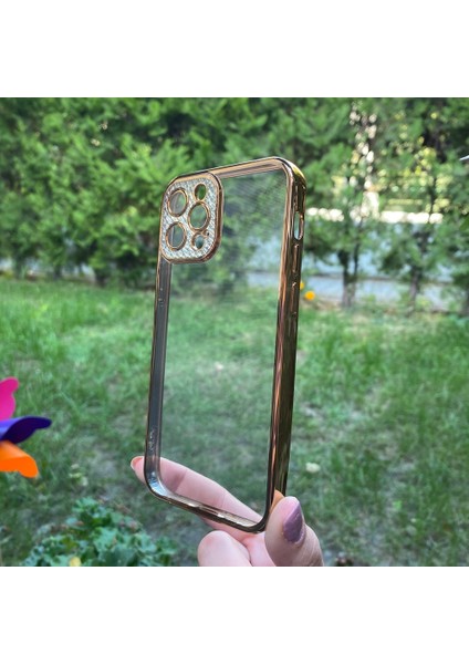 iPhone 12 Pro Sarı Çerceveli Elmas Görünümlü Silikon Kılıf