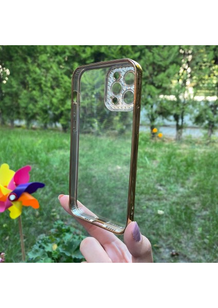 iPhone 12 Pro Sarı Çerceveli Elmas Görünümlü Silikon Kılıf