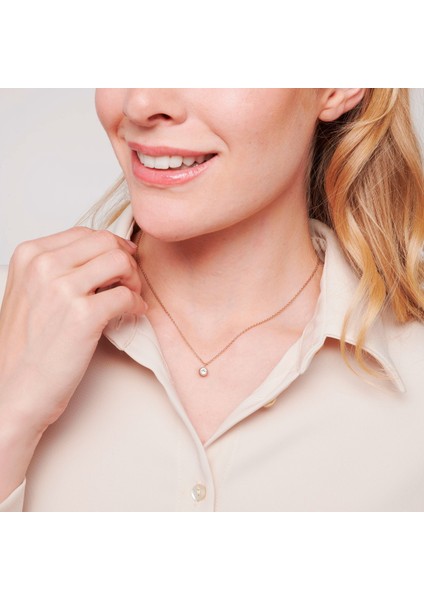 Swarovski® Kristalli Uçlu Manyetik Kolye