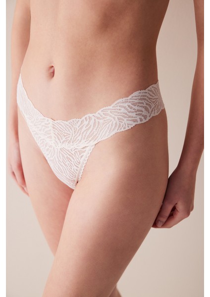 Lacy Elegance Dantel Ekru Tanga Külot