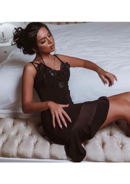 Transparan Detaylı Güpürlü Askılı Mini Elbise