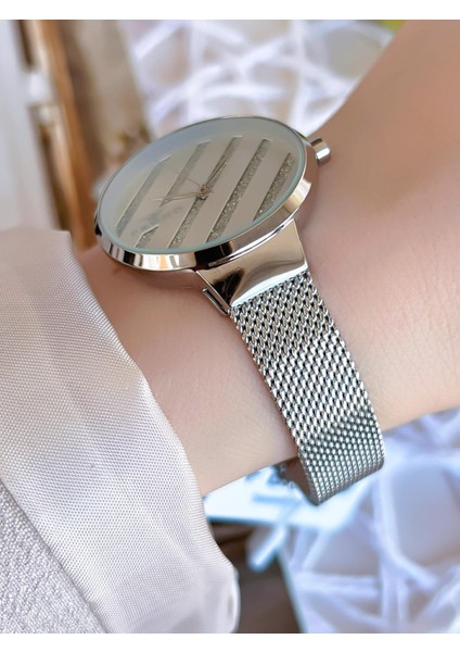 Silver Hasır Kordonlu Renk Atmaz 30 Metre Suya Dayanıklı Özel Tasarım Kadın Kolsaati 1618 modelleri