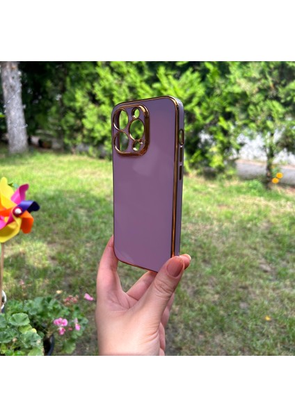 Apple iPhone 14 Pro Bakır Detaylı Mor Parlak Silikon Kılıf