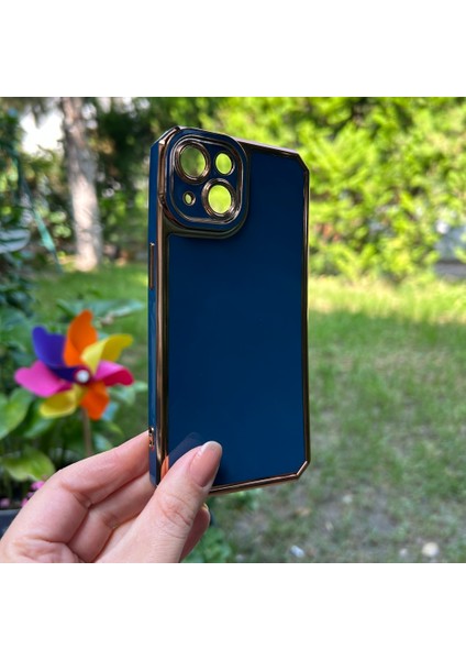 Apple iPhone 14 Kamera Korumalı Altın Renkli Lacivert Silikon Kılıf