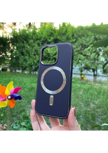Apple iPhone 14 Pro Koyu Mor Deri Magsafe Kılıf