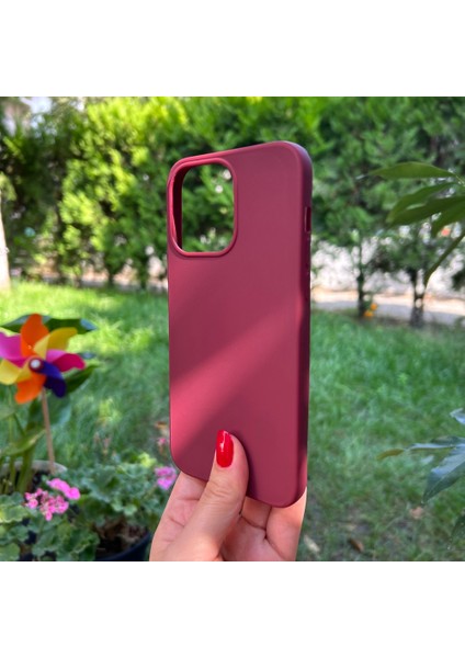 Apple iPhone 14 Pro Max Bordo Yumuşak Silikon Kılıf